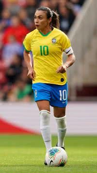 Rainha até na França? Marta é tida como inspiração das novas gerações no país