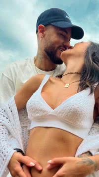 Bruna Biancardi se pronuncia após flagra de Neymar em clima íntimo com outras mulheres