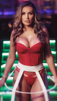 Andressa Urach anuncia quando irá se aposentar da prostituição