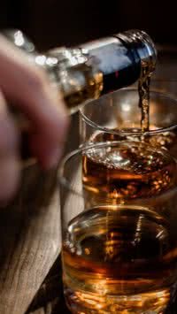 Confira 5 curiosidades sobre o álcool que você não sabia