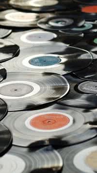 Década de 70: Você sabe como funciona o disco de vinil?