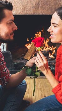Descubra o melhor dia para ter um encontro amoroso, segundo pesquisa