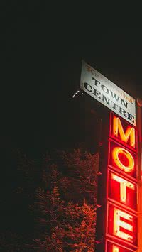 Já parou para pensar de onde surgiu o conceito de motel?