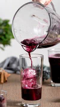 Quem tem gastrite pode consumir suco de uva?