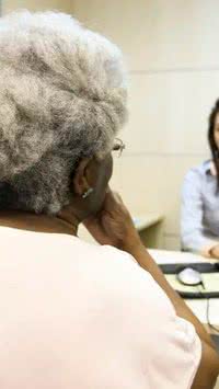 Pessoas com mais de 60 anos ficam isentos de pagar dívidas; saiba quais