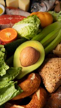 Conheça os alimentos que ajudam com o tratamento do câncer