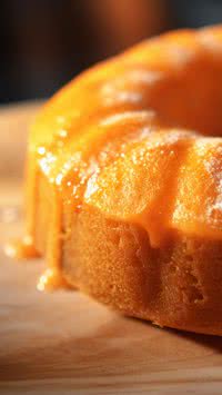 Aprenda a fazer o bolo de laranja simples, fofinho e perfeito para o café da tarde