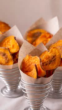 Saiba como preparar chips de batata-doce na airfryer