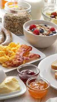 Você come algum? Saiba quais são os piores alimentos para o café da manhã