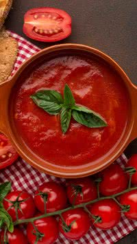 Veja uma receita de molho de tomate mais cremosa e fácil de fazer