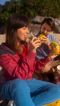 Confira como preparar receitas saudáveis para levar à praia