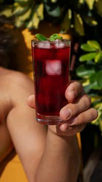 Descubra qual suco ajuda a queimar gordura, segundo estudo