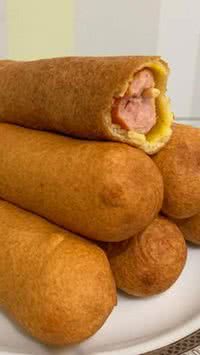 Cachorro-quente no espeto: aprenda uma receita diferente com 5 ingredientes