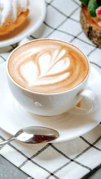 Aprenda como fazer seu próprio cappuccino