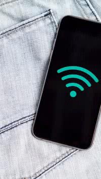 Ondas de celular são prejudiciais para as atividades cerebrais, confirma estudo