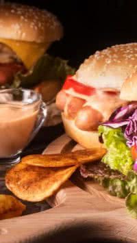 Aprenda quais são os 11 piores alimentos para o coração, segundo cardiologista