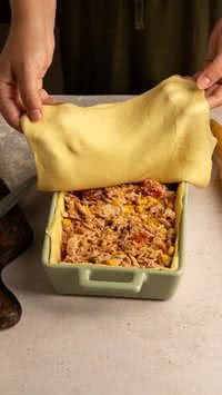 Aprenda maneira mais simples de fazer massa de torta no liquidificador