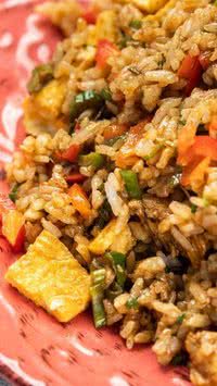Arroz no forno para preguiçosos