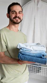 Truque simples norueguês para secar as roupas mais rápido e poupar energia