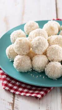 Para melhorar o seu dia: Beijinho com poucos ingredientes