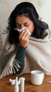 Gripe ou resfriado? Saiba como diferenciar os sintomas e quando buscar tratamento