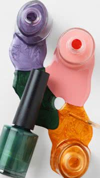 Conheça as cores de esmalte que são tendência da estação