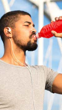 Adeus sono! Bebidas caseiras que despertam o corpo e turbinam sua energia