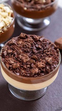 Aprenda a fazer mousse de chocolate com café que fica cremosa e equilibrada