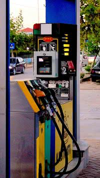 Seu carro pode gastar menos gasolina; veja o truque