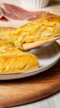 Aprenda a fazer omelete na caneca em apenas 2 minutos  