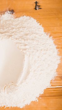Veja 5 maneiras de aproveitar o amido de tapioca em preparos doces e salgados