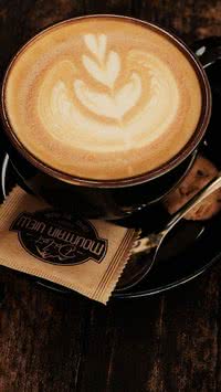 Aprenda a fazer capuccino em apenas 4 minutos 