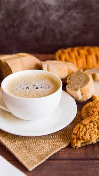 Veja o que comer no café da manhã após os 50 anos para controlar o açúcar no sangue