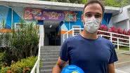 Imagem Tadeu Schmidt invade casa do BBB 22; veja vídeo