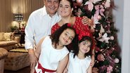 Rui Costa (PT), primeira-dama Aline Peixoto e filhas celebrando o Natal - Reprodução/Instagram