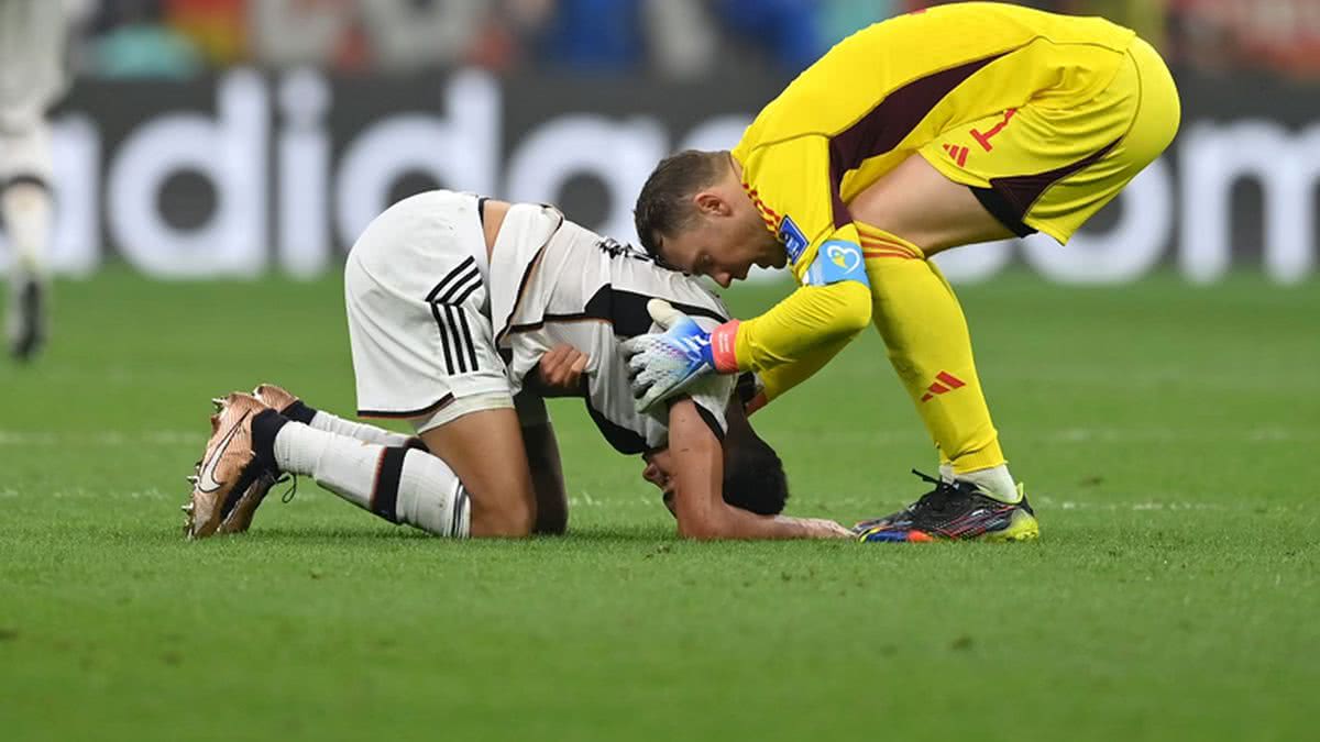 Manuel Neuer bate recorde de Taffarel e se torna o goleiro com mais jogos  em Copas - Sagres Online