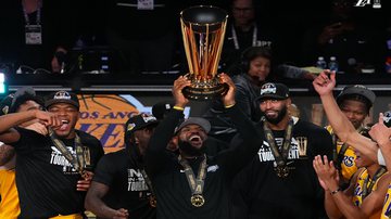 Reprodução/X (@Lakers)