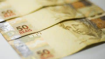 Notas de 50 reais - Marcello Casal Jr/Agência Brasil