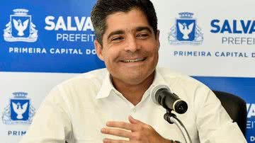 Facebook ACM Neto/Reprodução