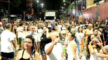 BLOCO FÚRIA FOLIA