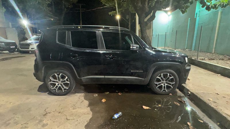 https://www.bnews.com.br/media/_versions/fevereiro_2025/irmaos_presos_com_carro_roubado_na_pituba_-_pc_divulgacao_widelg.jpeg
