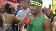 BNews Folia: Léo Santana agita 'Pipoco' no circuito Orlando Tapajós