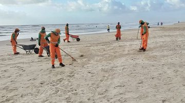 Imagem Após festejos do Réveillon, 78 toneladas de lixo são recolhidas das praias de Aracaju