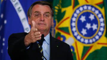 Imagem Bolsonaro culpa medidas contra Covid por inflação: ‘Ficou em casa e agora me culpa’