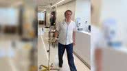 Imagem Bolsonaro tem sonda retirada, mas continua internado