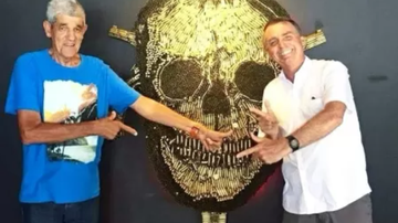 A prática já havia sido revelada pelos ex-assessores Fabrício Queiroz e Marcelo Santos, e da irmã de Ana Cristina, Andréa Valle - Reprodução/Twitter