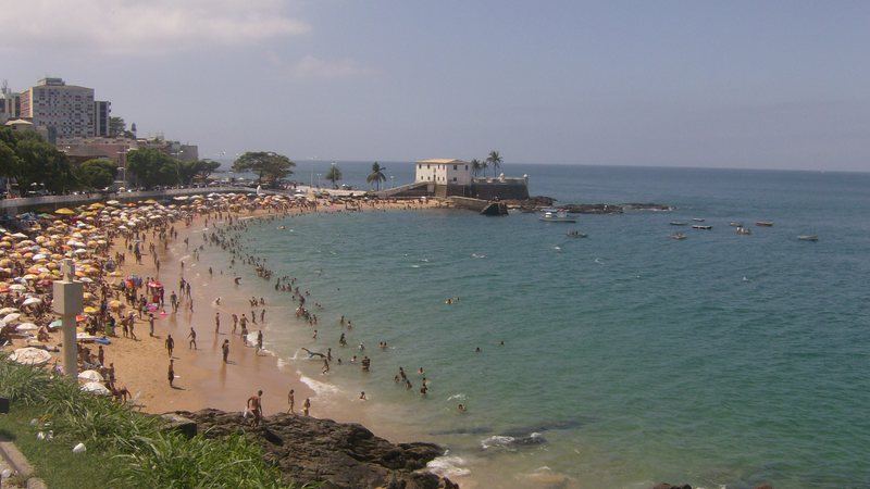Imagem Homem se afoga na praia do Porto da Barra