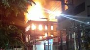 Incêndio atinge casarão em Nazaré - Reprodução/Twitter