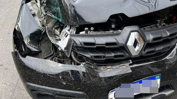 Carro roubado - Reprodução Record TV Itapoan