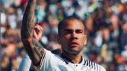 @Danialves/Instagram